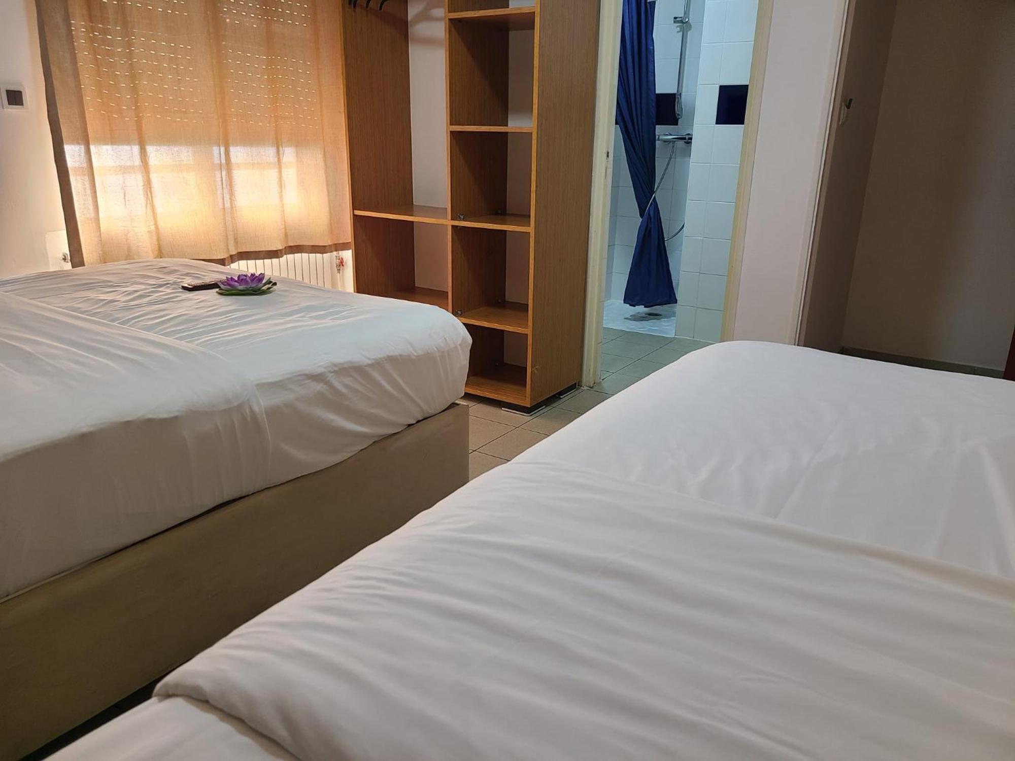 Hotel Victoire, Poitiers Gare Экстерьер фото