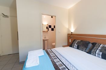 Hotel Victoire, Poitiers Gare Экстерьер фото